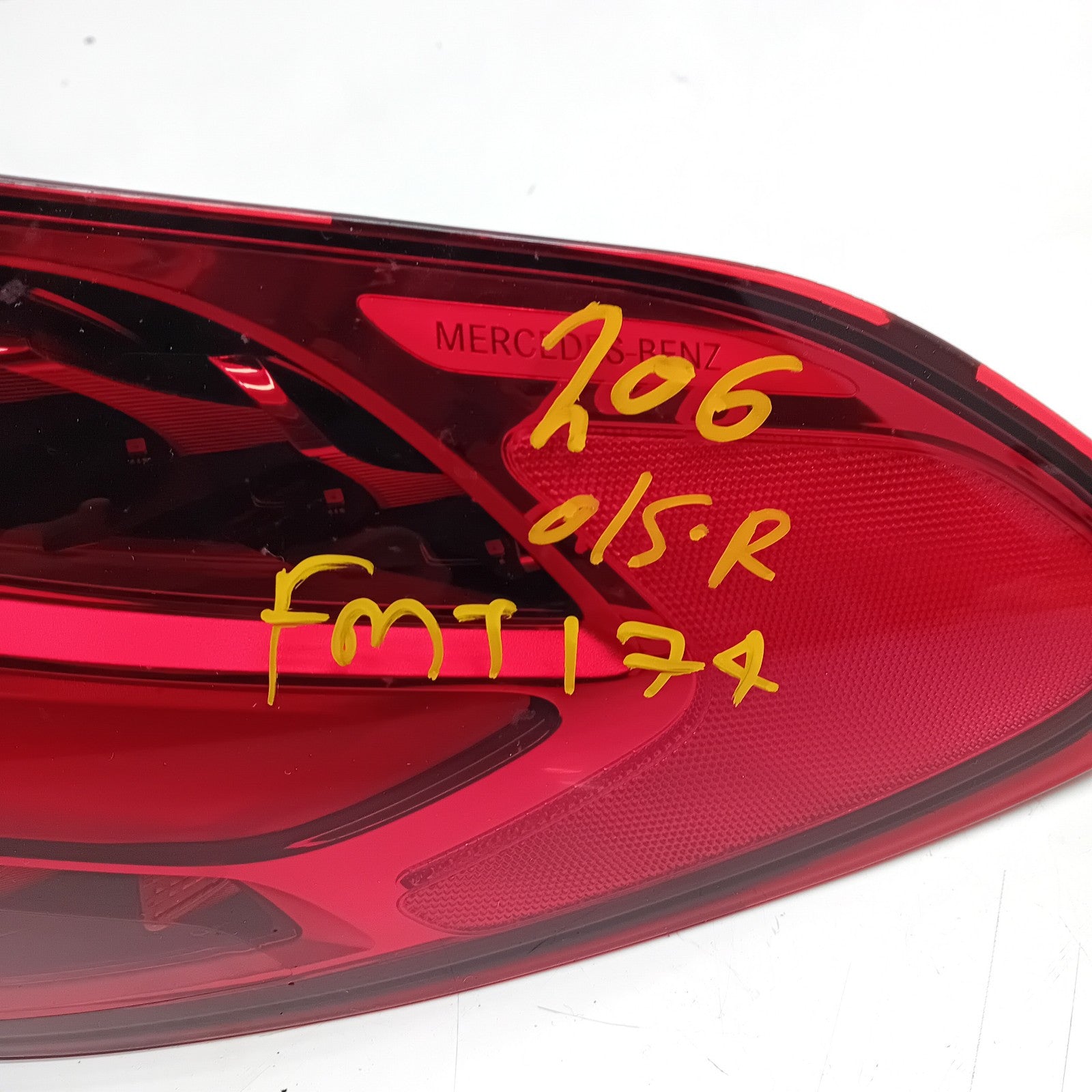 MERCEDES C-CLASS W206 DRIVER  SIDE OS REAR TAIL LIGHT FMT174 2024 A2069060401