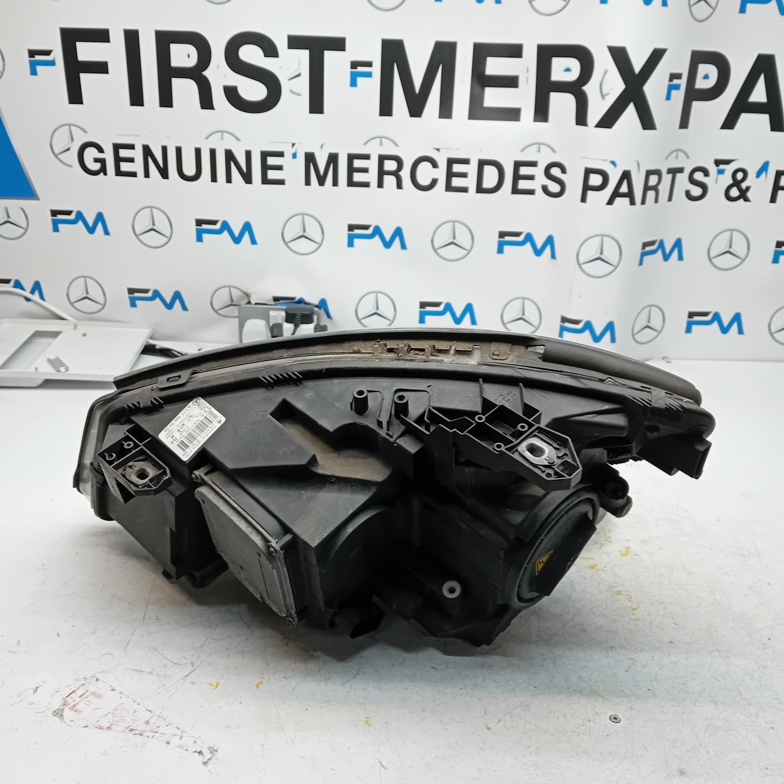 MERCEDES CLA-CLASS HEADLIGHT DRIVER OS  RIGHT A1179065400 2015 BI-XENON FMH179