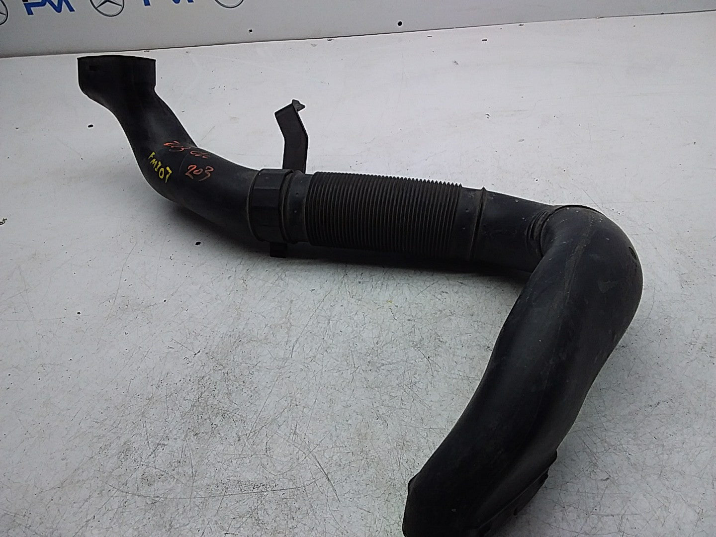 MERCEDES-BENZ C-CLASS A203 AIR INTAKE TUBE A6460900082 FMI07