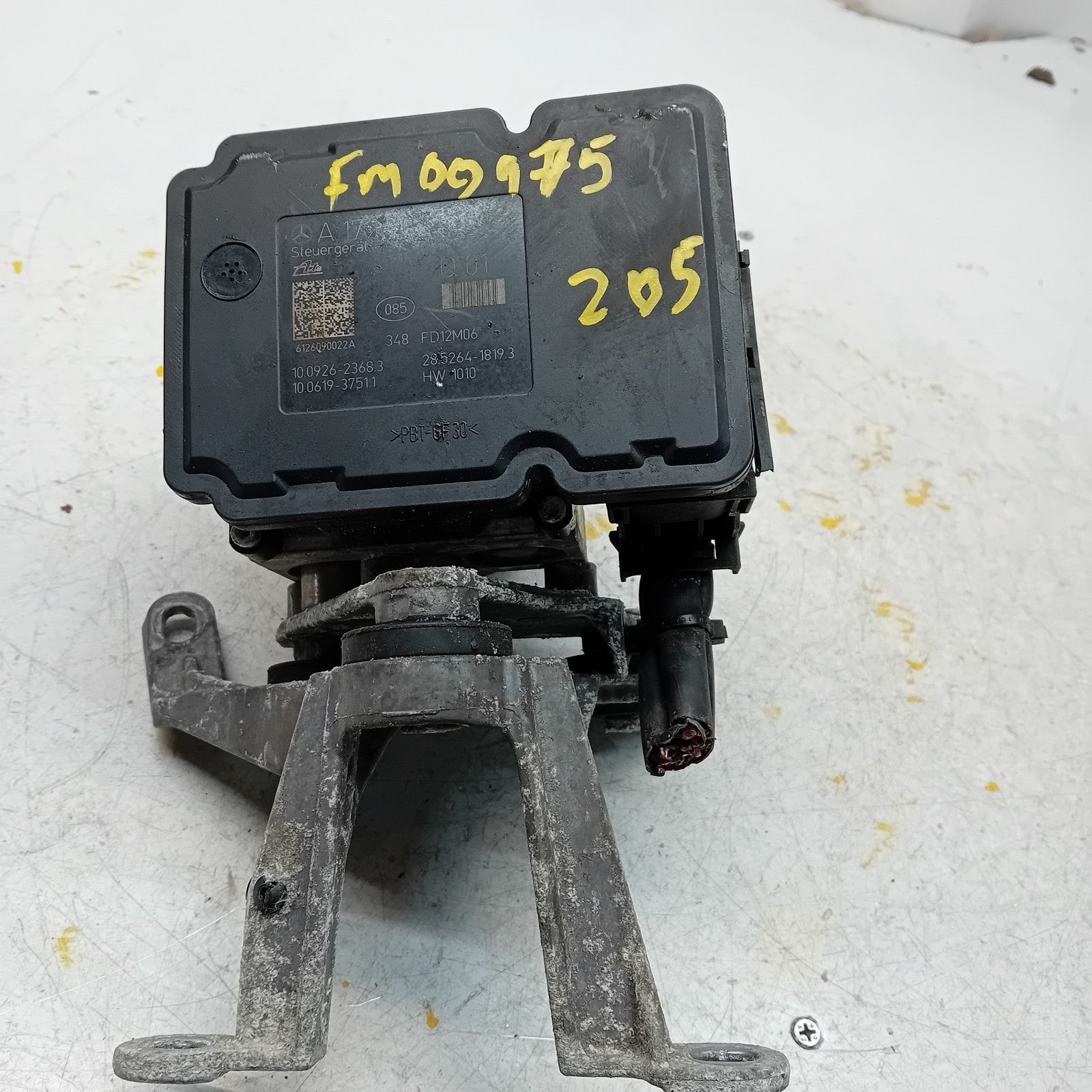 MERCEDES C-CLASS W205 ABS PUMP MODULE CONTROL UNIT A1729014100 FM00975