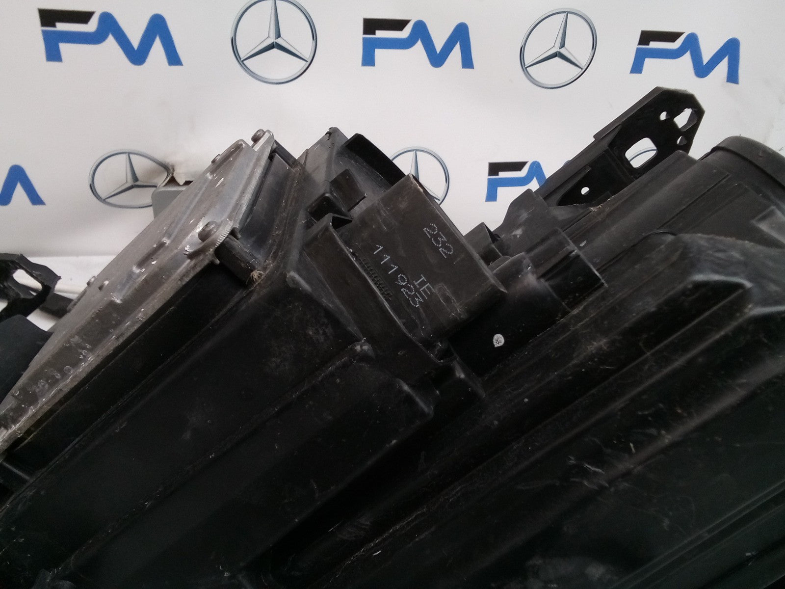 MERCEDES CLA W117 HEADLIGHT DRIVER OS RIGHT A1179065200 2015 FMH173