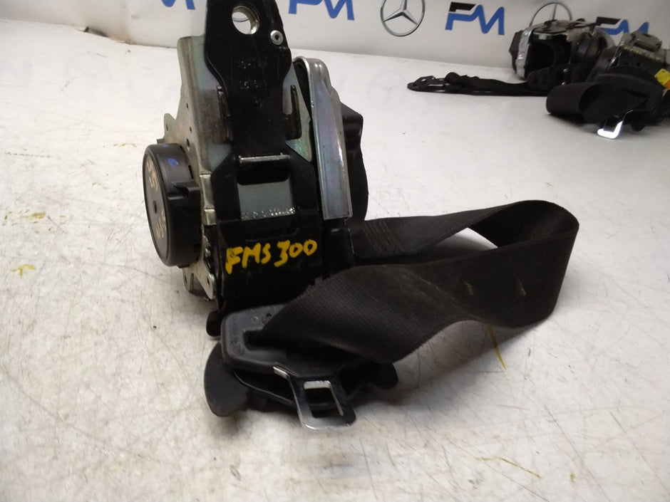 MERCEDES C-CLASS W205 SEAT BELT FRONT PASSENGER LEFT SIDE A2058600185 FMS300 NSF