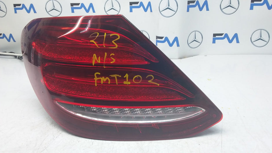 MERCEDES E-CLASS W213 PASSENGER SIDE NS REAR TAIL LIGHT 2016 FMT102