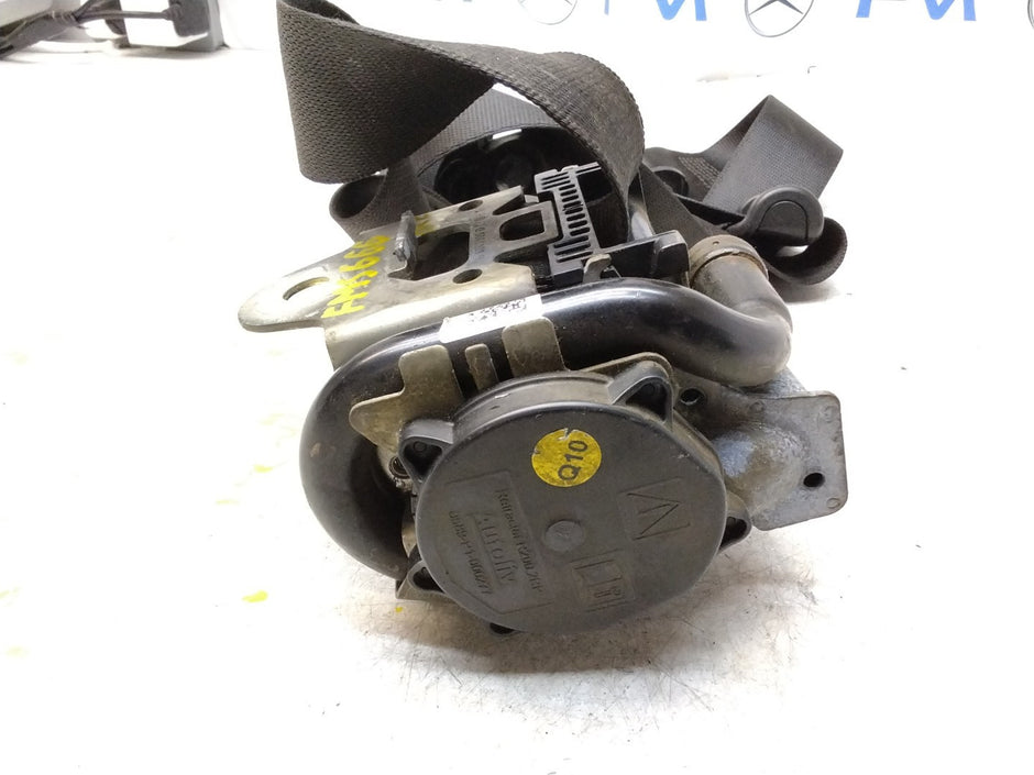 MERCEDES MERCEDES V-CLASS W447 FRONT SEAT BELT RIGHT SIDE A4478603785 FMS666 OSF