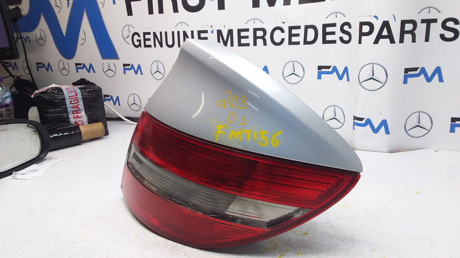 MERCEDES CLC W203 2010 DRIVER OS REAR TAIL LIGHT A2038205264 FMT156