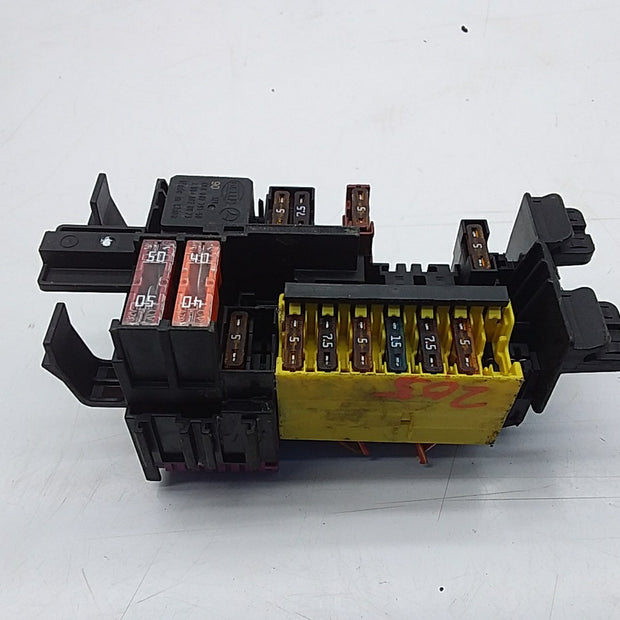 MERCEDES C CLASS FUSE RELAY BOX A2059067200 W205 2014-2021 FMF14