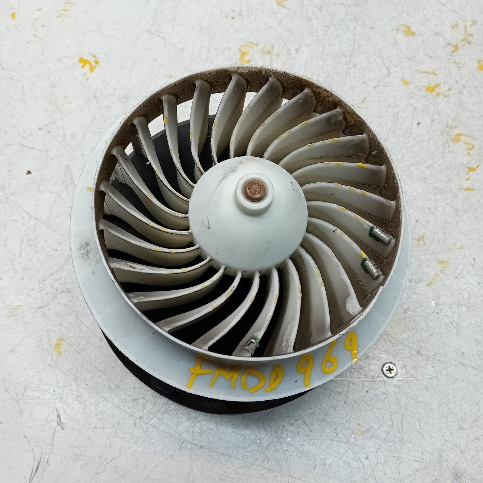 MERCEDES BENZ W205 C-CLASS INTERIOR BLOWER HEATER FAN 0130309002 FM00969