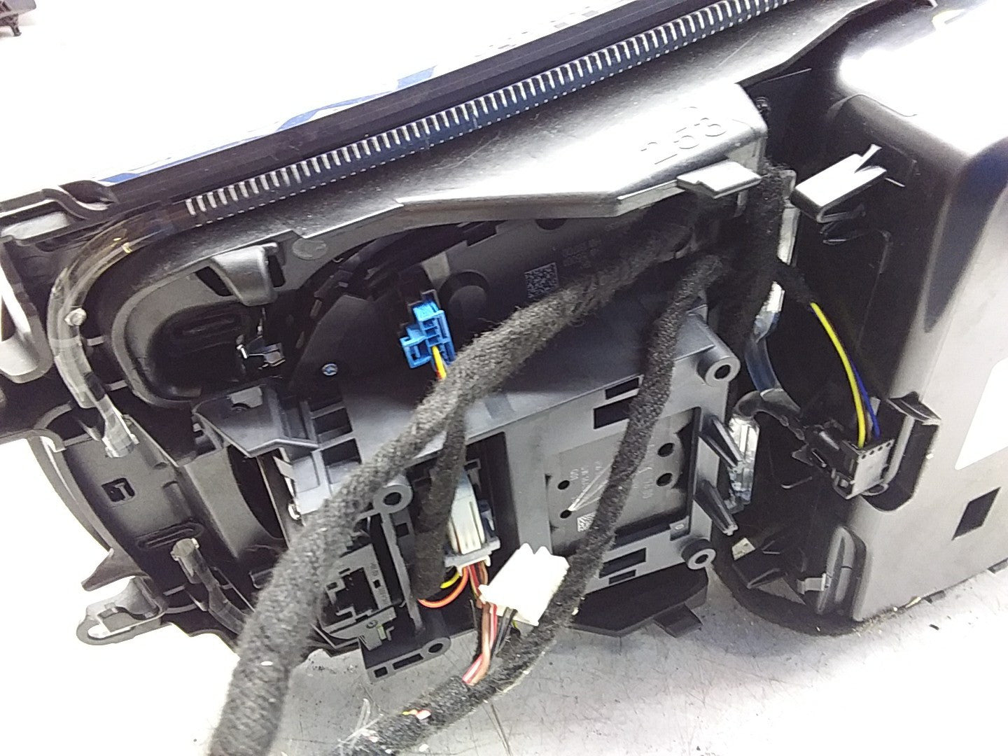 2014 ONWARDS MERCEDES C-CLASS W205 CENTRE  CONSOLE  A2055402224 FMK18
