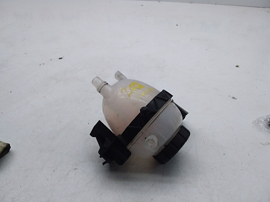 MERCEDES BENZ S-CLASS W222 COOLANT EXPANSION TANK 2014ONWARDS A2225000549 FMC106
