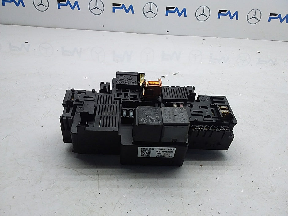 MERCEDES BENZ E-CLASS W213 2016ONWARDS FUSE RELAY BOX  A2139062202 FMF129