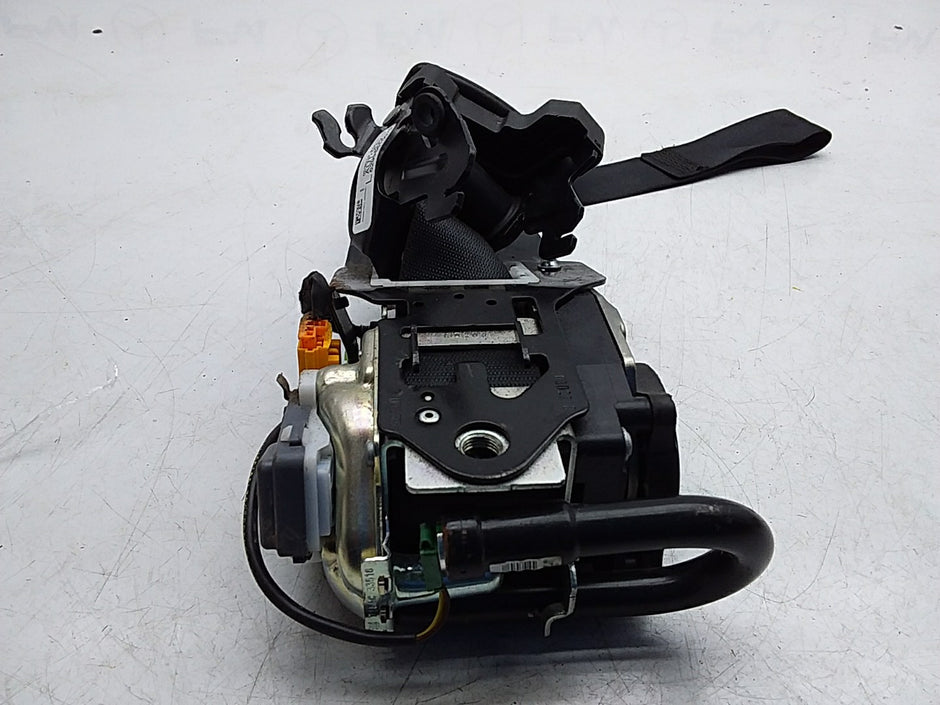 MERCEDES E-CLASS W238 SEAT BELT FRONT LEFT PASSENGER SIDE A2388602800 FMS258 NSF