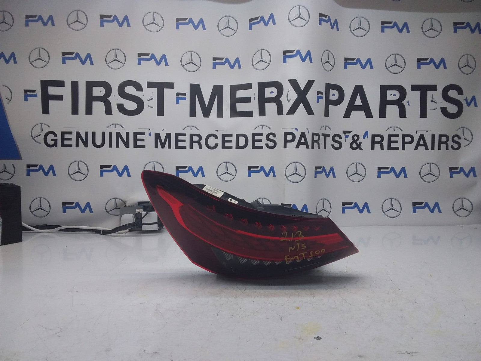MERCEDES E-CLASS W213 PASSENGER SIDE NS REAR TAIL LIGHT A2139065109 2020 FMT100