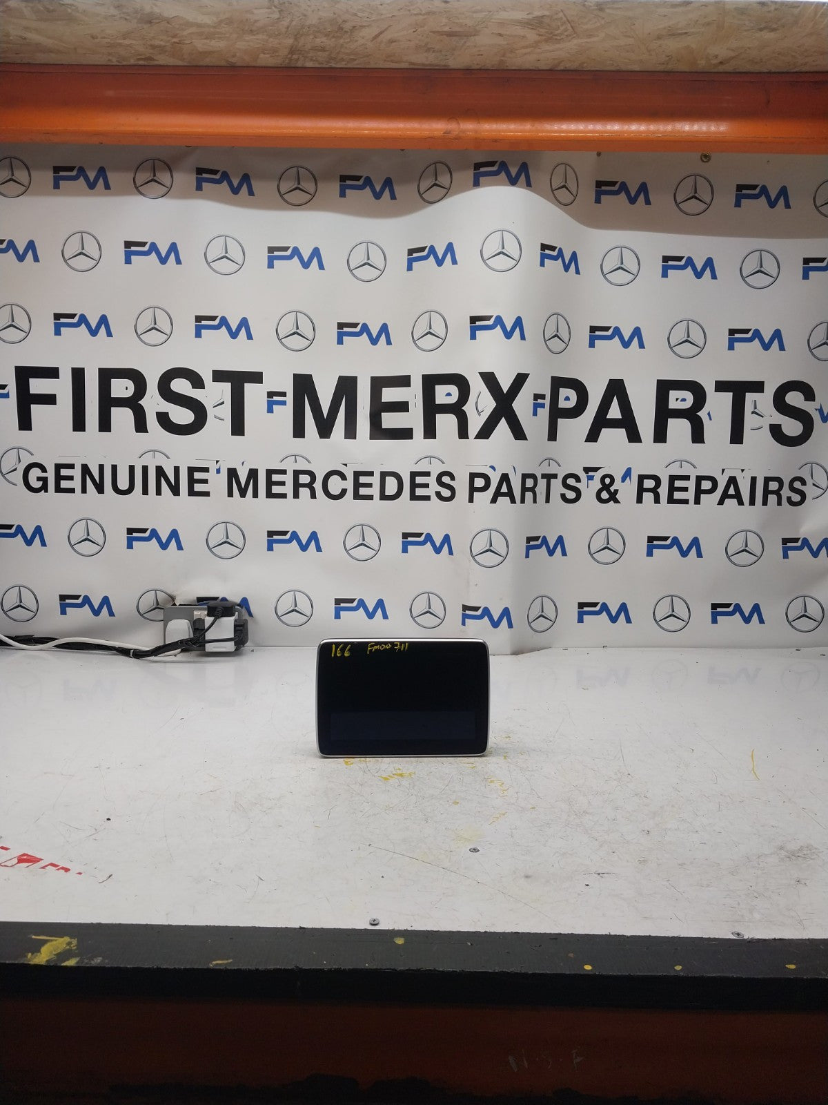 MERCEDES M-CLASS W166 DISPLAY SCREEN A1669007814 FM00711