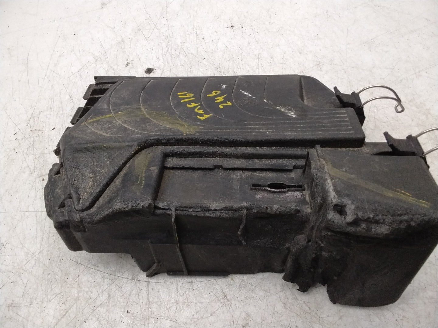 MERCEDES BENZ  B-CLASS  W246 FUSE RELAY  BOX LID A2465400182  FMF161 (DAMAGED) 