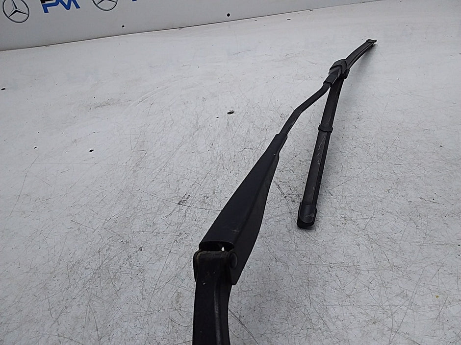 MERCEDES BENZ E-CLASS  W213 FRONT  ARM WIPER WINDSCREEN  W000062234 FM00886