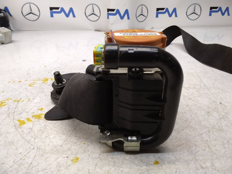 MERCEDES A CLASS  FRONT LEFT SEAT BELT WITH PRETENSIONER A1778600700 FMS186 NSF