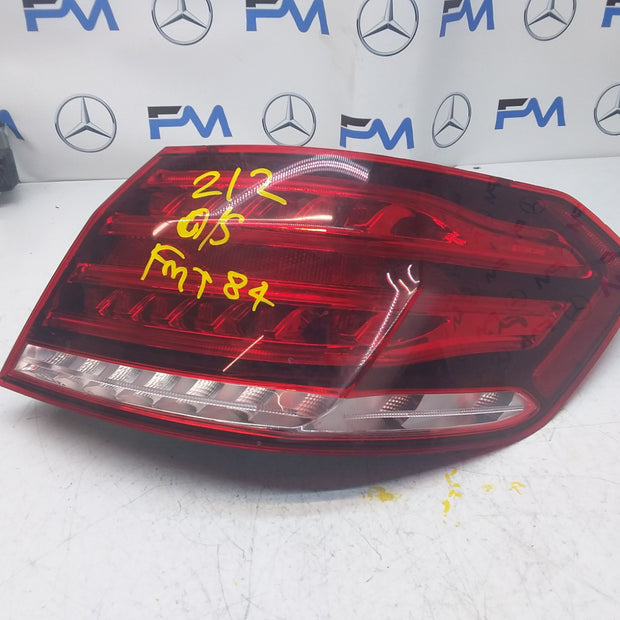 MERCEDES E-CLASS W212 REAR DRIVER O/S TAIL LIGHT A2129060803 2014 FMT84