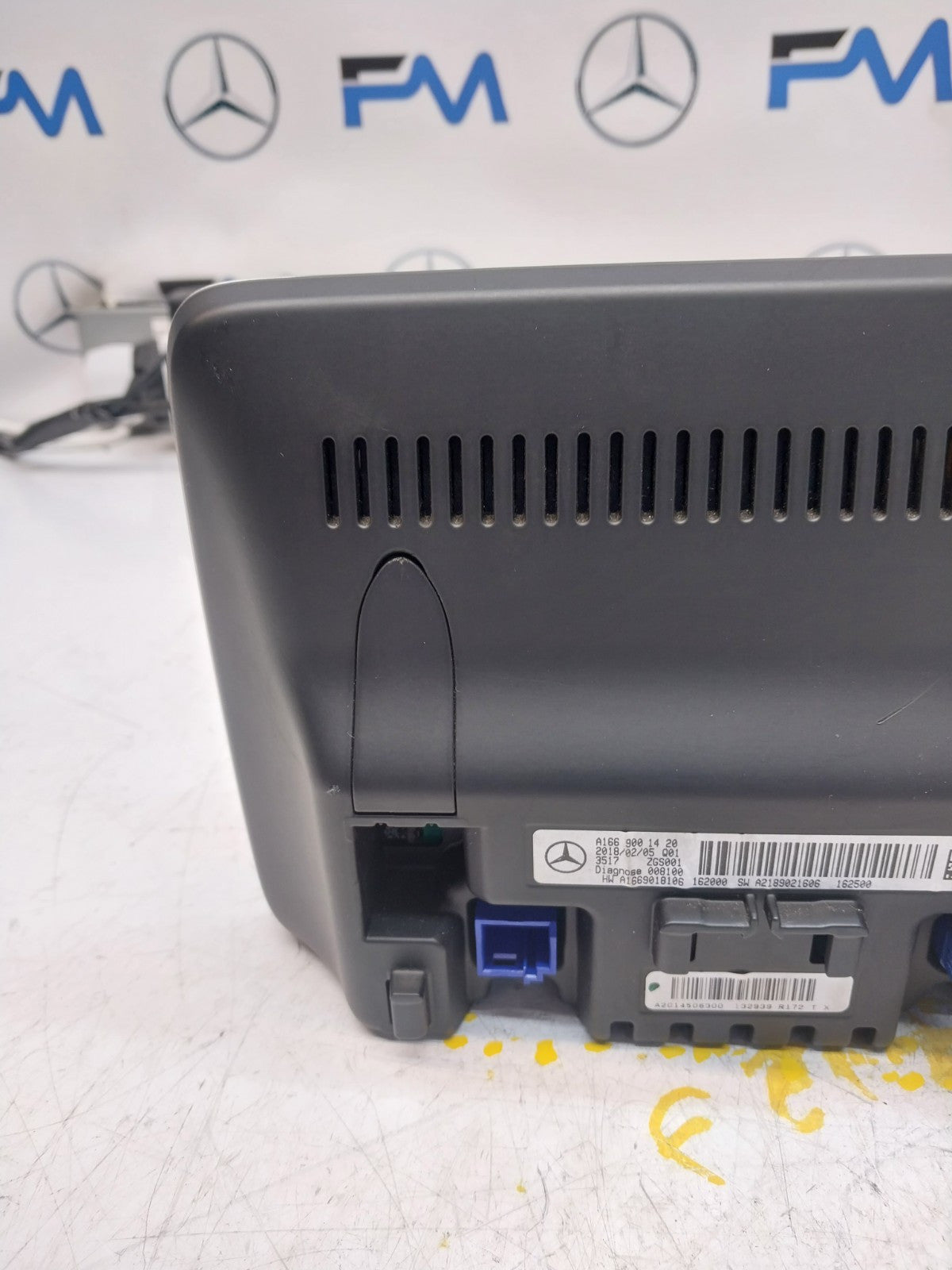 MERCEDES M-CLASS W166 DISPLAY SCREEN A1669001420 2018 FM00713