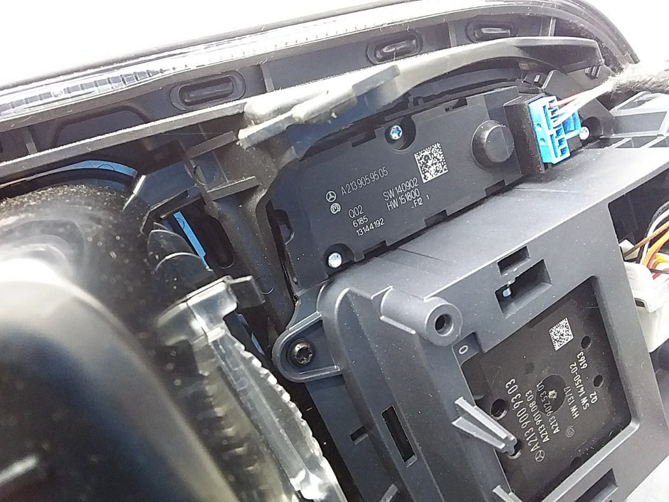 2016-2019 MERCEDES E CLASS W213 CENTRE  CONSOLE  A2139056603 FMK03