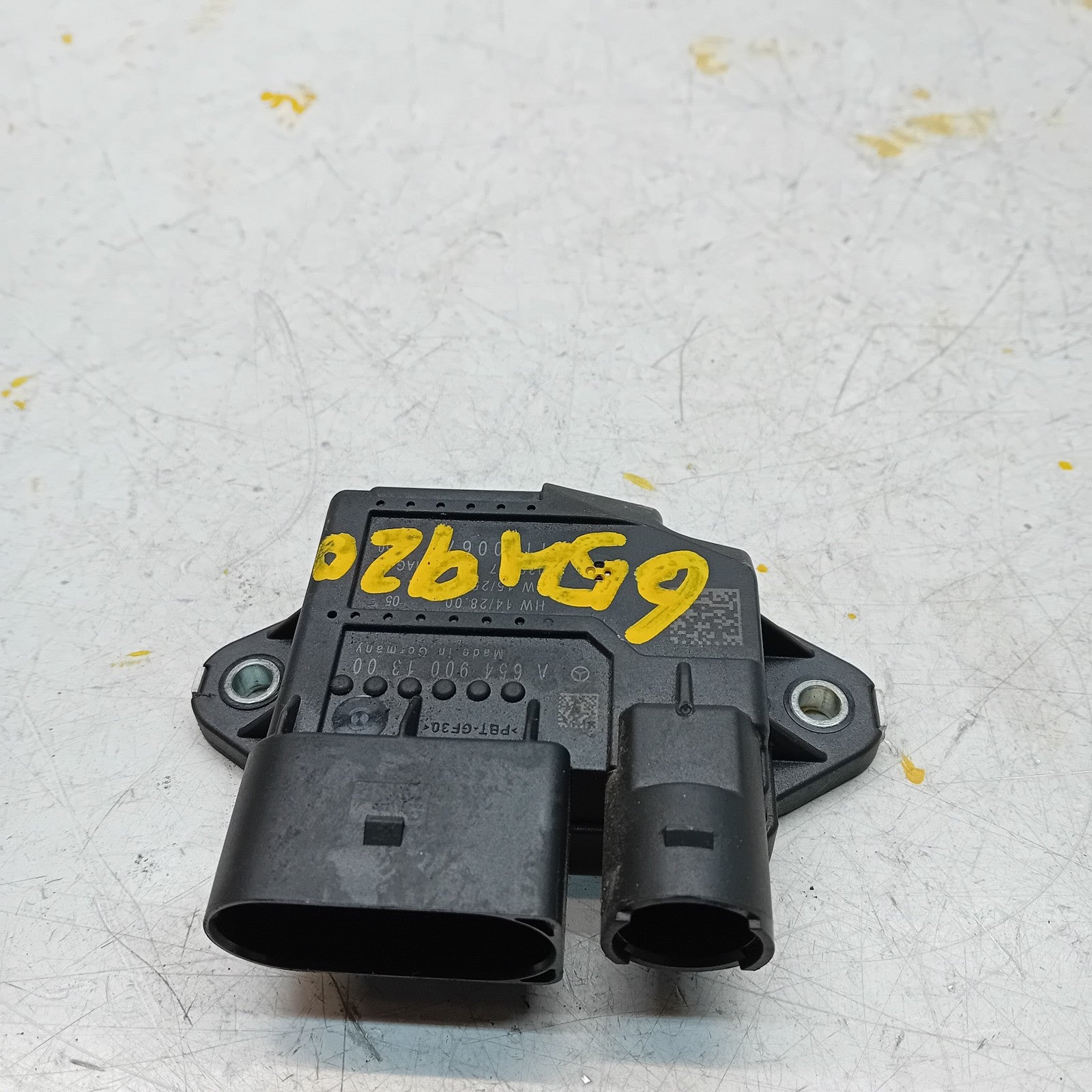MERCEDES BRNZ E CLASS W213 DIESEL GLOW PLUG RELAY A6549001300 FM00923
