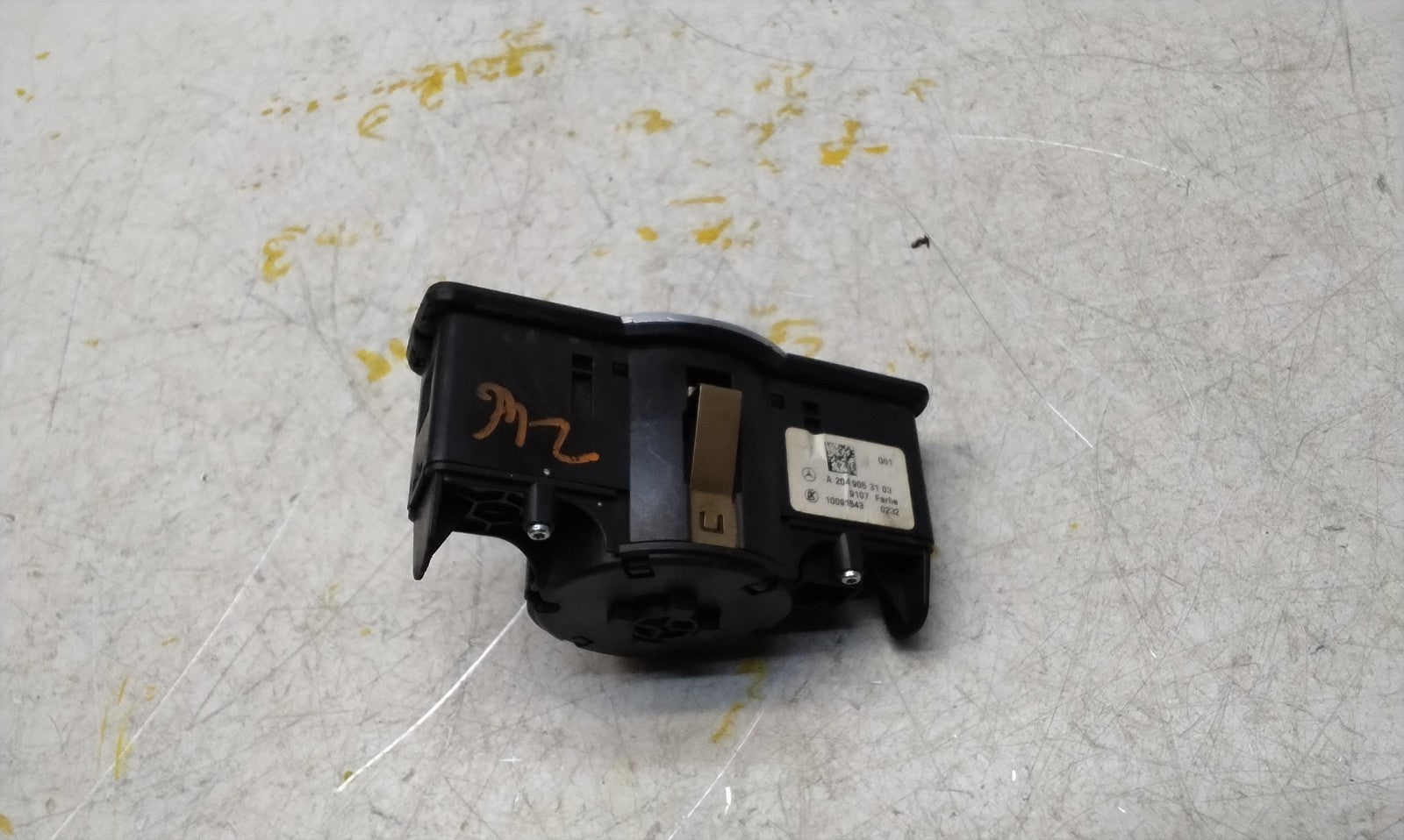 MERCEDES C-CLASS W204 HEADLIGHT CONTROL SWITCH 2014 A2049053103 FM001025