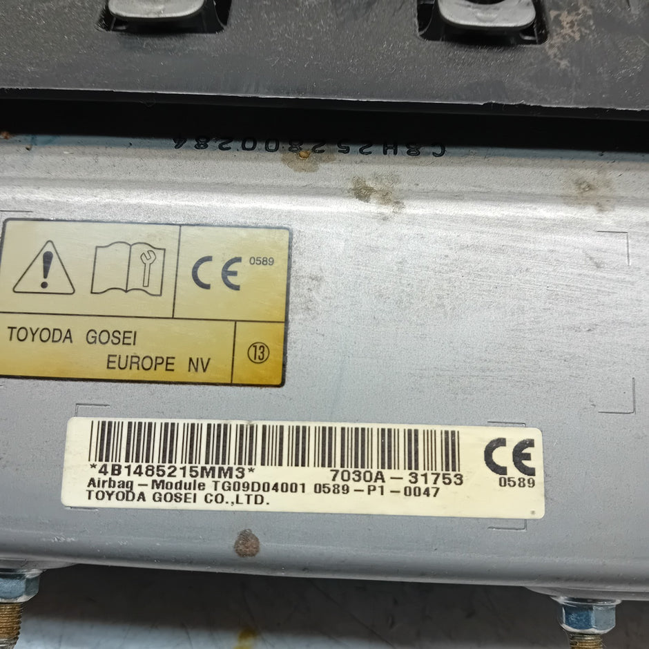 MITSUBISHI OUTLANDER MK3 KNEE AIR SRS BAG RIGHT DRIVER SIDE 7030A-31753 FM00986