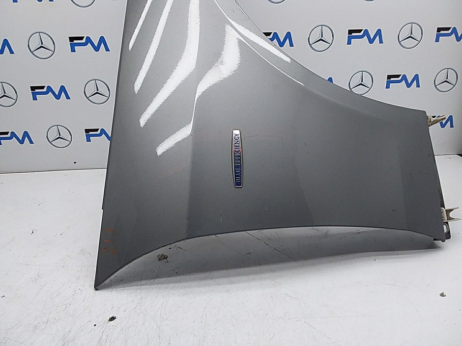 MERCEDES  E-CLASS W212 OS RIGHT DRIVER SIDE WINGS FMW26 A2128610201
