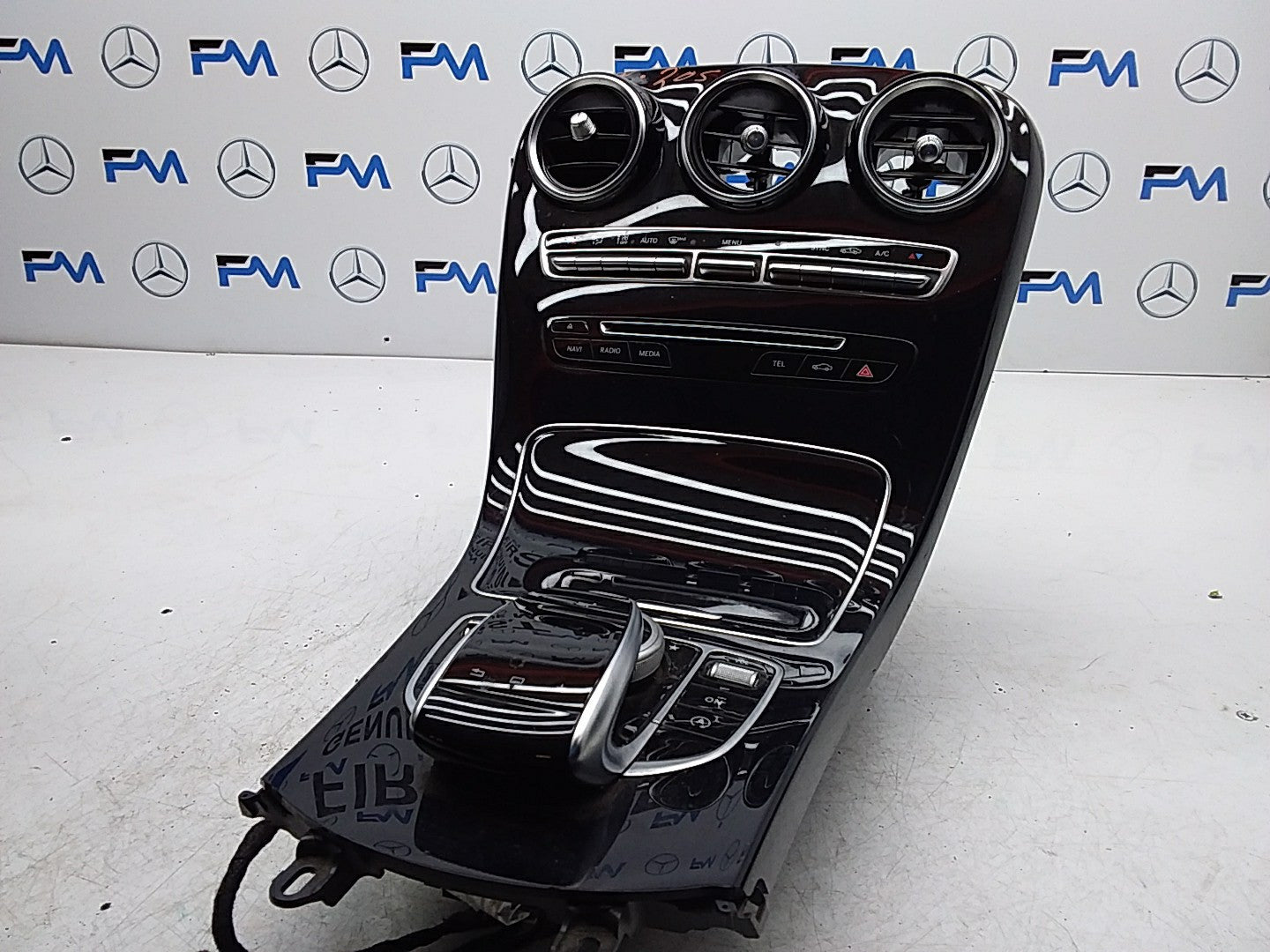 2014 ONWARDS MERCEDES C-CLASS W205 CENTRE  CONSOLE  A2055404834 FMK22