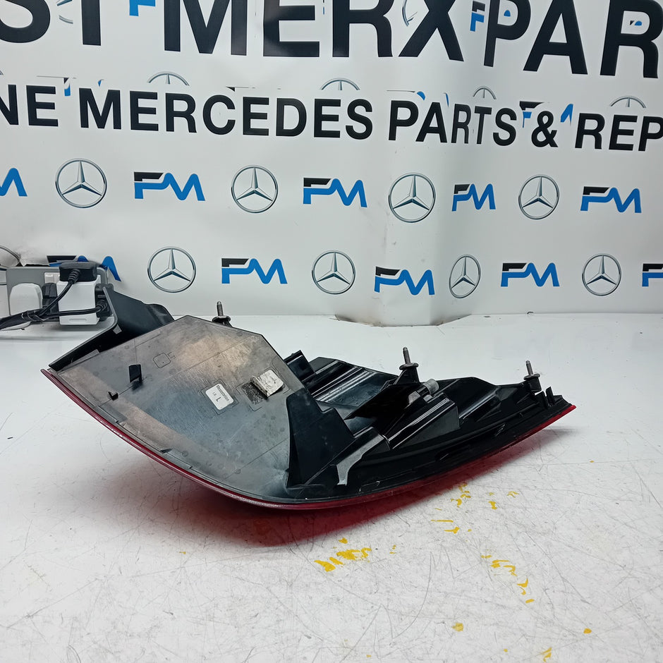 MERCEDES CLA W118 PASSENGER SIDE NS REAR TAIL LIGHT FMT188 2016 ONWARDS