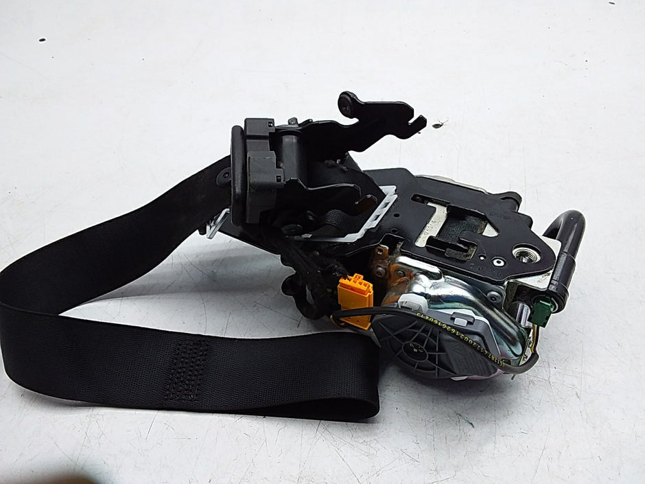 MERCEDES E-CLASS W238 SEAT BELT FRONT RIGHT DRIVER SIDE A2388602900 FMS247 OSF