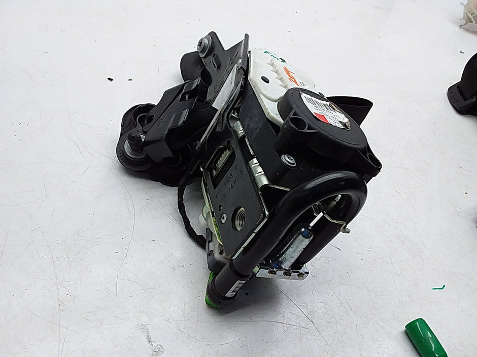 MERCEDES C-CLASS W204 SEAT BELT FRONT LEFT PASSENGER SIDE A2048601985 FMS217 NSF