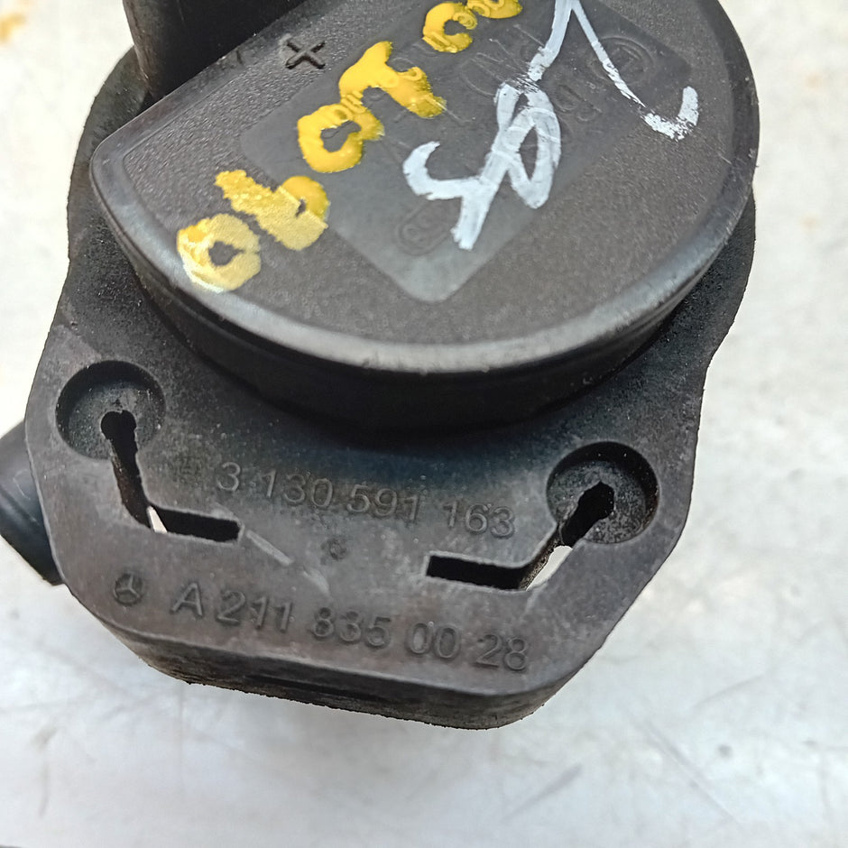 Mercedes C E-CLASS W211 ELECTRIC COOLANT WATER PUMP A2118350028 FM001090