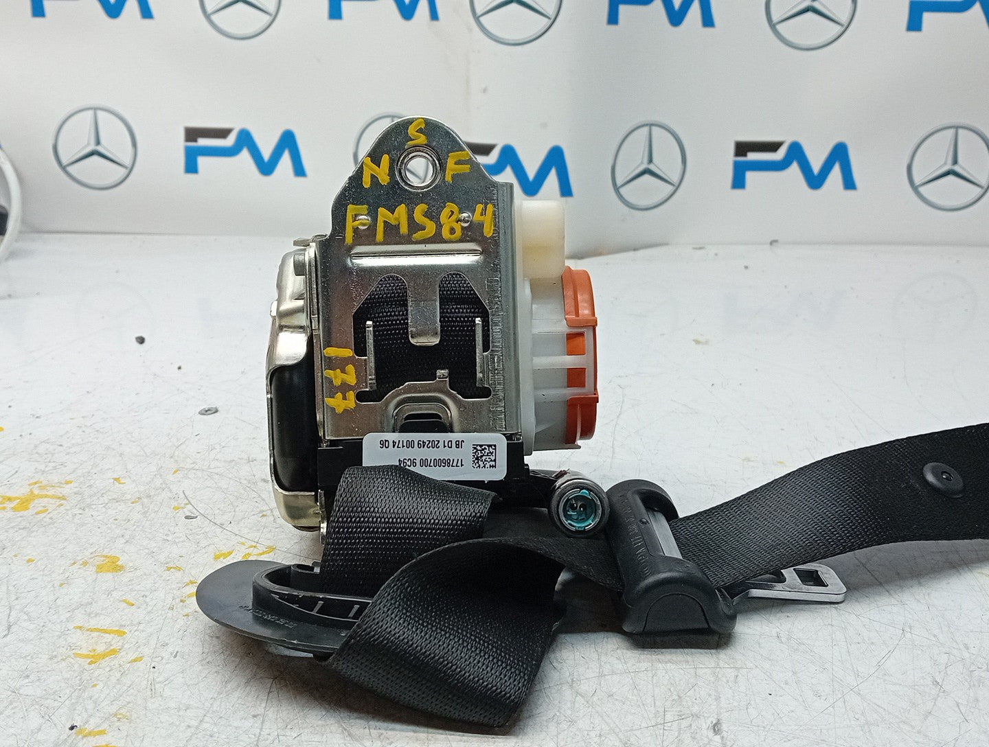 MERCEDES A-CLASS  FRONT LEFT SEAT BELT WITH PRETENSIONER A1778600700 FMS84 NSF
