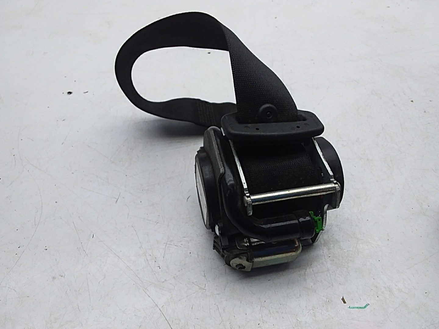 MERCEDES E-CLASS W207 SEAT BELT REAR  LEFT PASSENGER SIDE A2078502385 FMS210 NSR