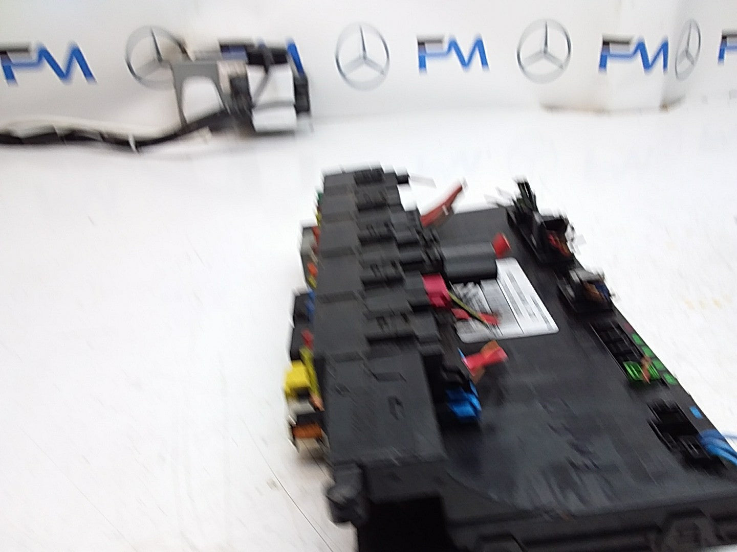 MERCEDES BENZ E-CLASS W211 FUSE  BOX 2003-2009 A2115455101 FMF120