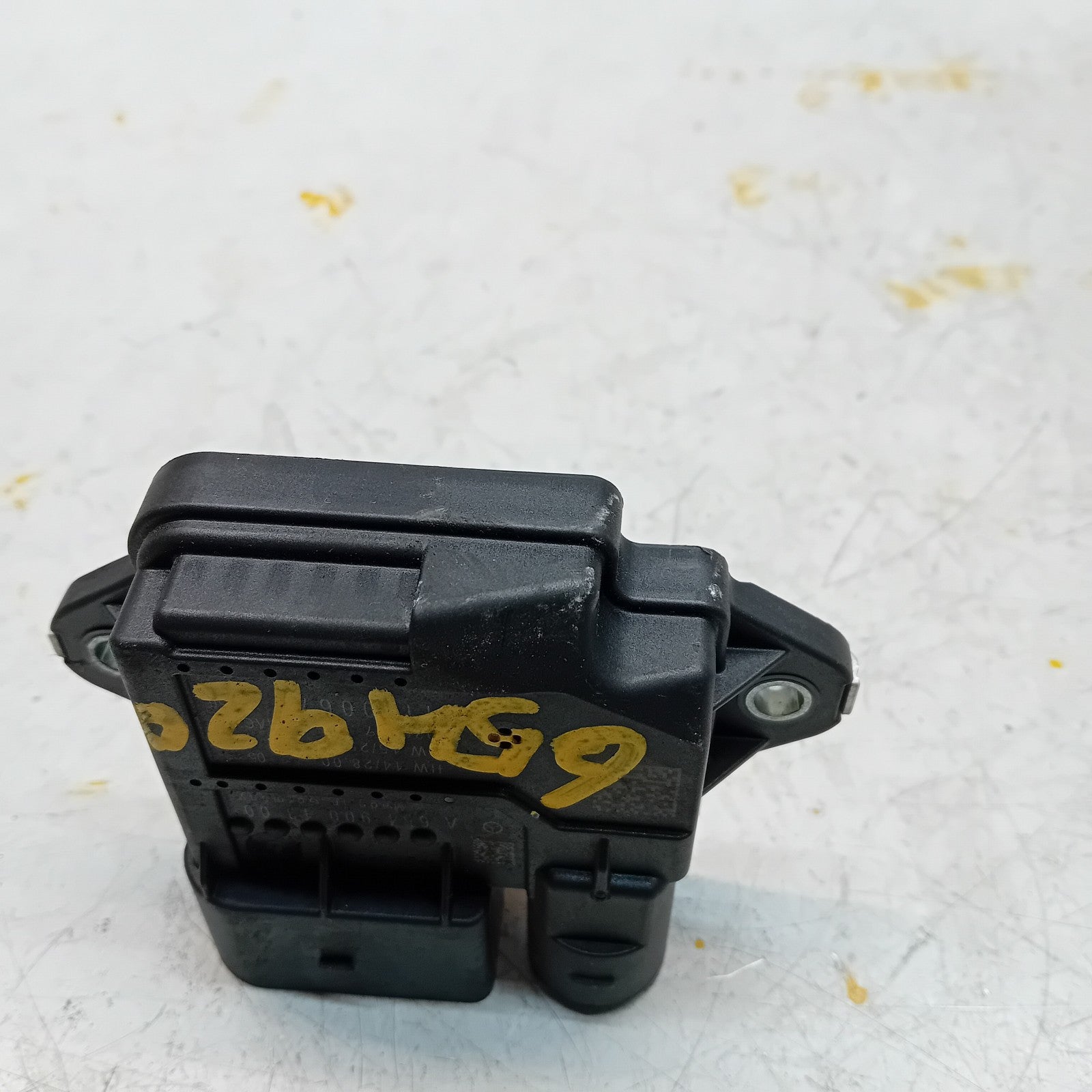 MERCEDES BRNZ E CLASS W213 DIESEL GLOW PLUG RELAY A6549001300 FM00923