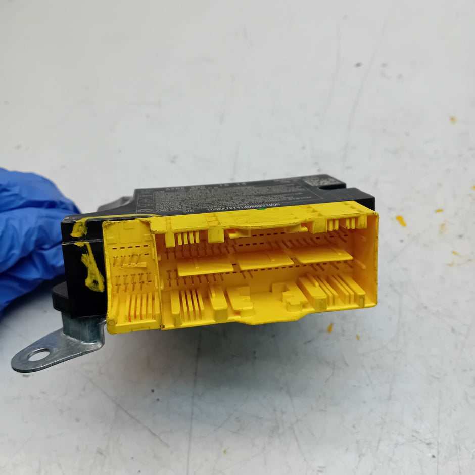 MERCEDES C-CLASS AIRBAG CONTROL MODULE W205 A2059001814 FM00830