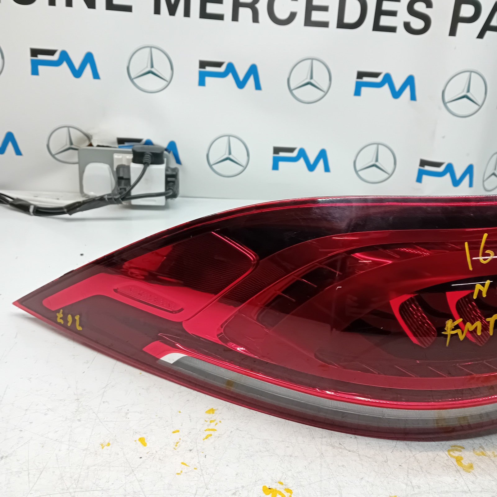 MERCEDES GLE W167 PASSENGER SIDE NS REAR TAIL LIGHT A1679060907 FMT221