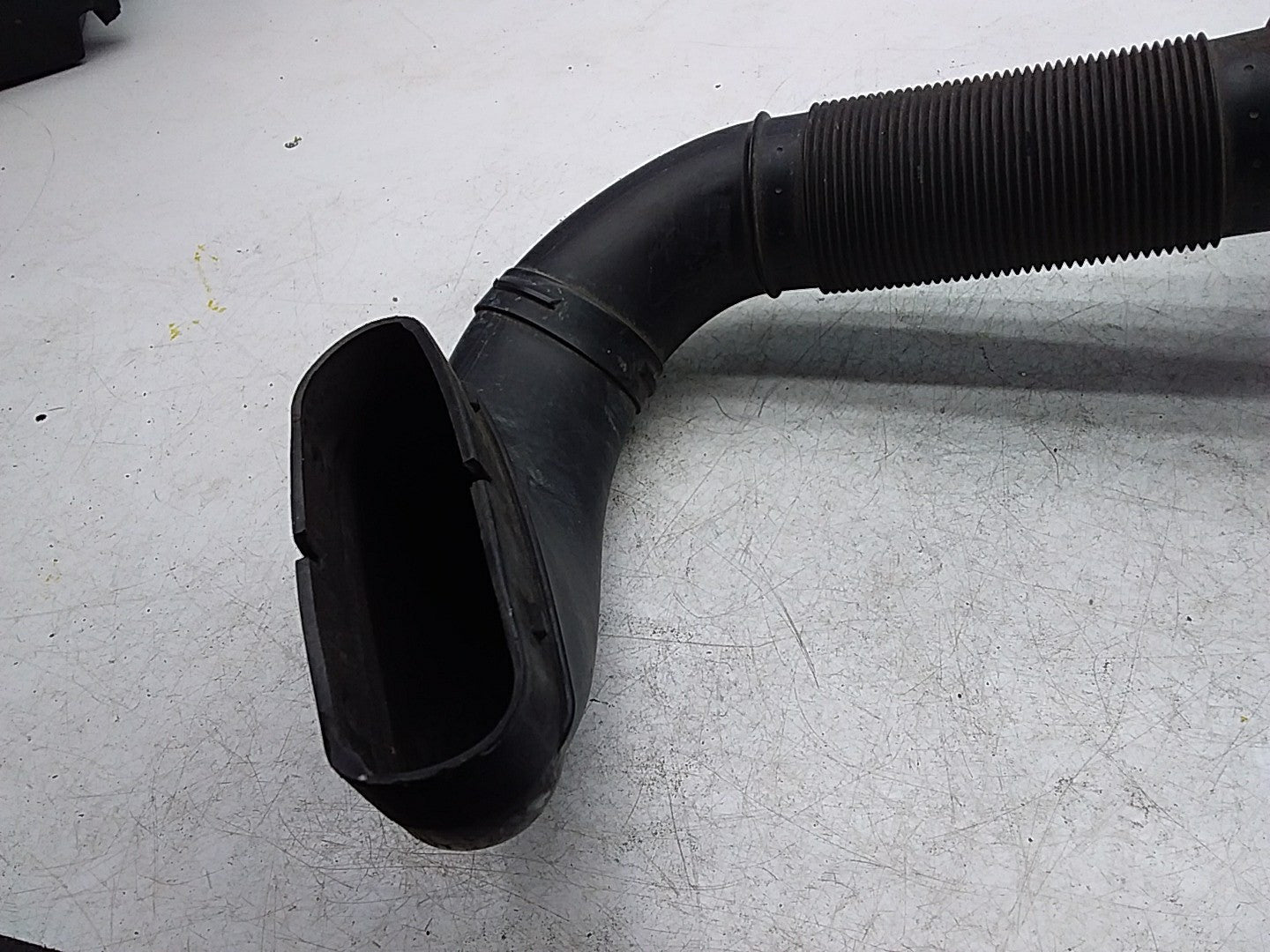 MERCEDES-BENZ C-CLASS A203 AIR INTAKE TUBE A6460900082 FMI07