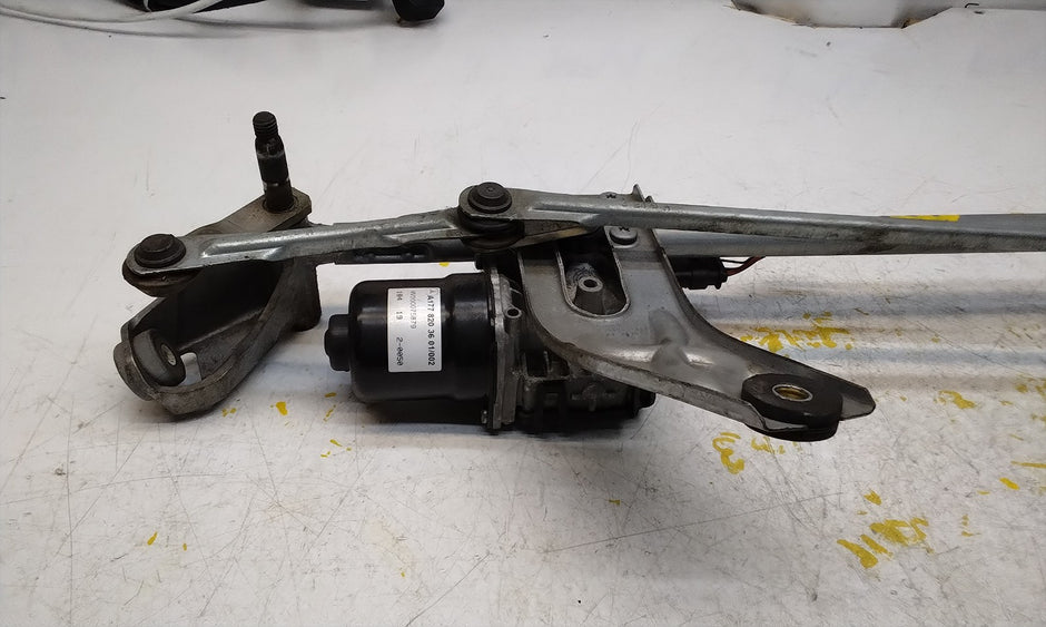 MERCEDES-BENZ A CLASS W177  FRONT WIPER MOTOR WITH LINKAGE A1779064801 FM00749