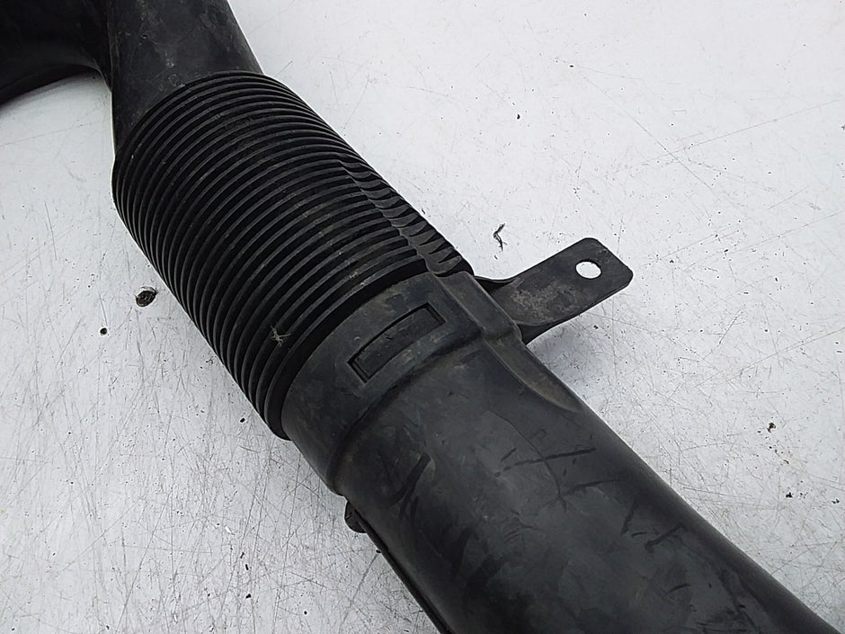 MERCEDES-BENZ E-CLASS A212 AIR INTAKE TUBE A6510903437 FMI01