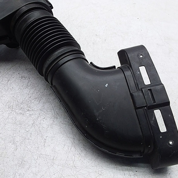 MERCEDES BENZ E-CLASS W213 AIR INTAKE TUBE A640940097 FMI22