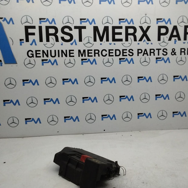 MERCEDES BENZ  B-CLASS  W246 FUSE RELAY JUNCTION BOX LID A2465400182  FMF156