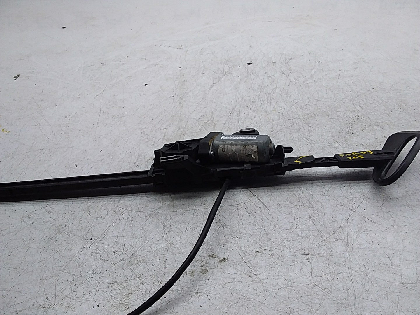 MERCEDES C-CLASS W205  SEAT BELT RETRACTOR 2058600182 FMR03 (DAMAGED)
