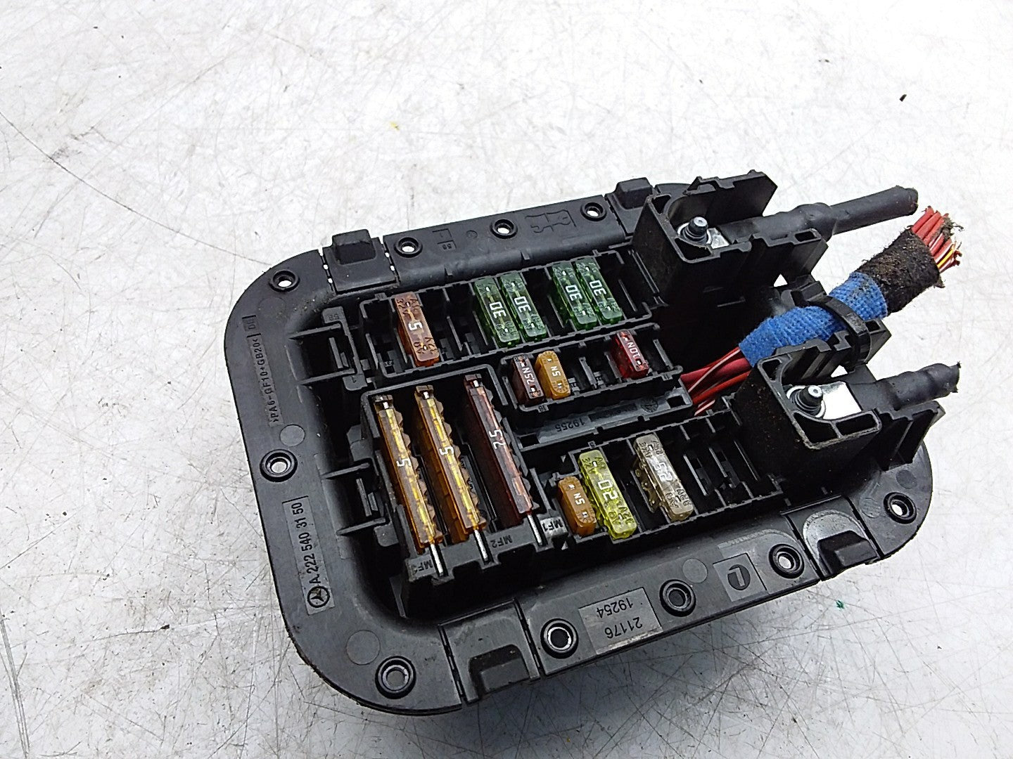 Mercedes S-CLASS  W222 Fuse Relay Junction Box  FMF149 A2225403150