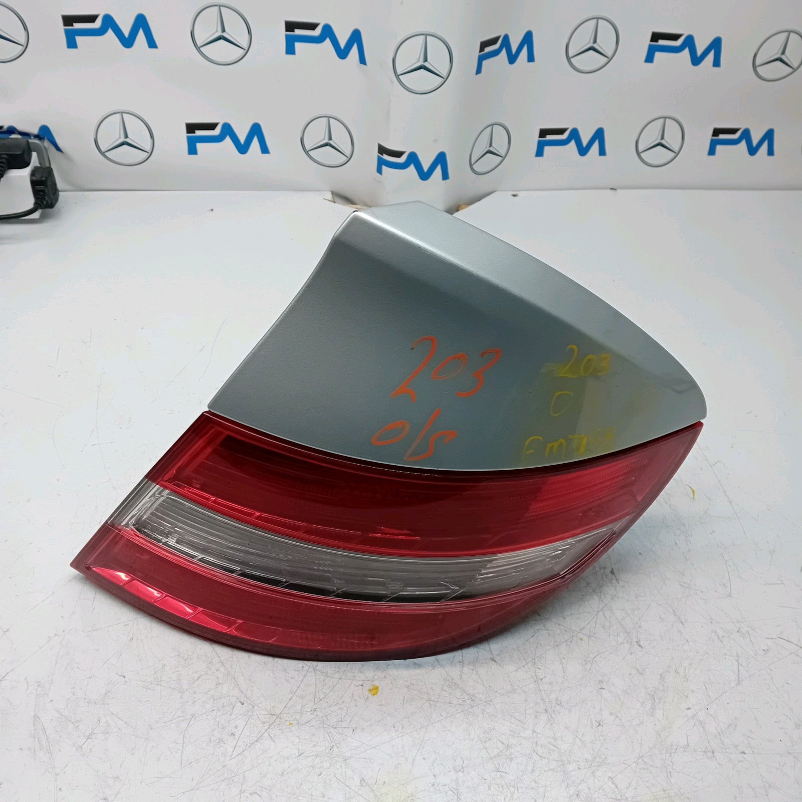 MERCEDES C-CLASS W203 2008 DRIVER OS REAR TAIL LIGHT A2038204864 FMT155
