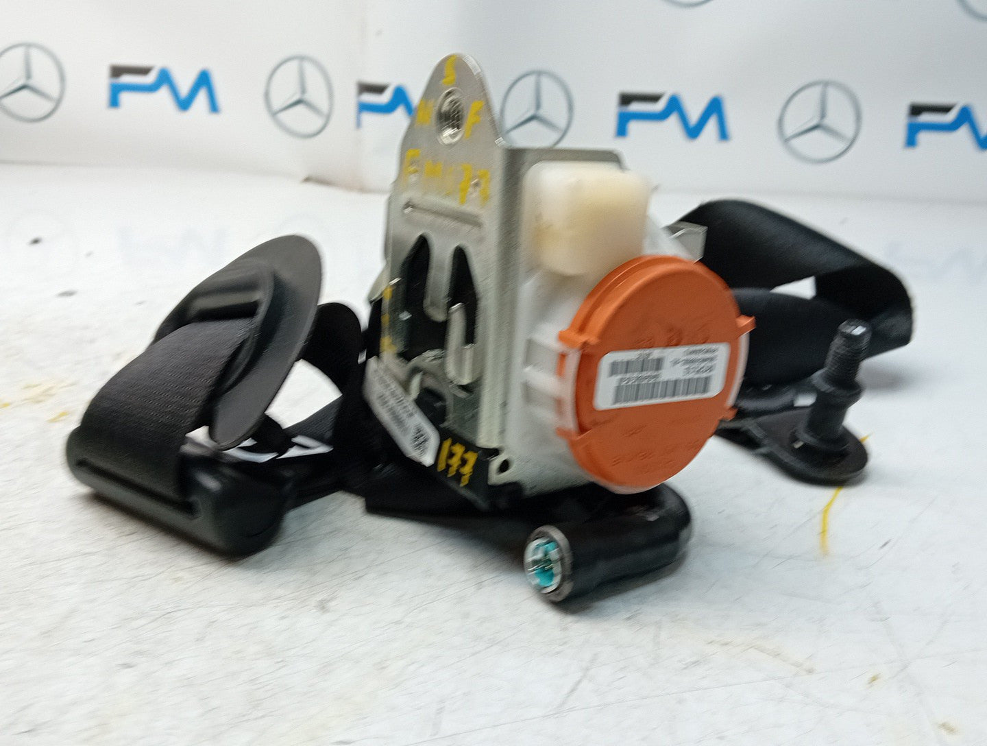 MERCEDES A CLASS  FRONT LEFT SEAT BELT WITH PRETENSIONER A1778600700 FMS77 NSF