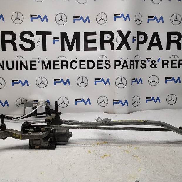 MERCEDES-BENZ C CLASS W205 FRONT WIPER MOTOR WITH LINKAGE A2059600940 FM00750