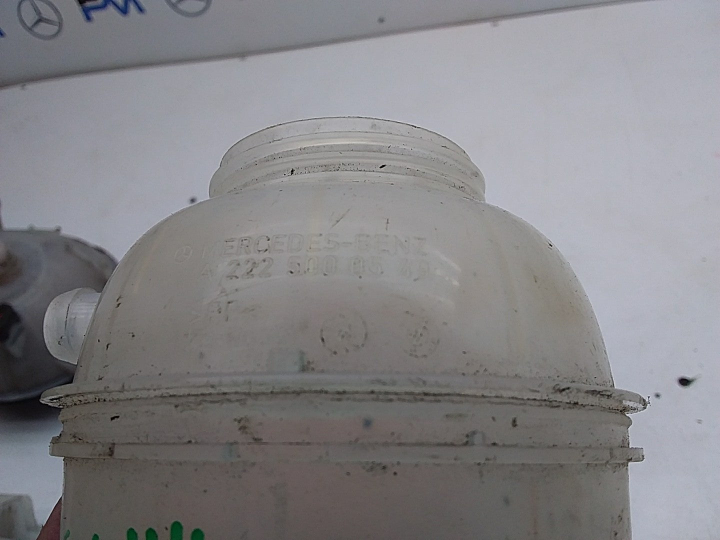 MERCEDES BENZ S-CLASS W222 COOLANT EXPANSION TANK 2014ONWARDS A2225000549 FMC114