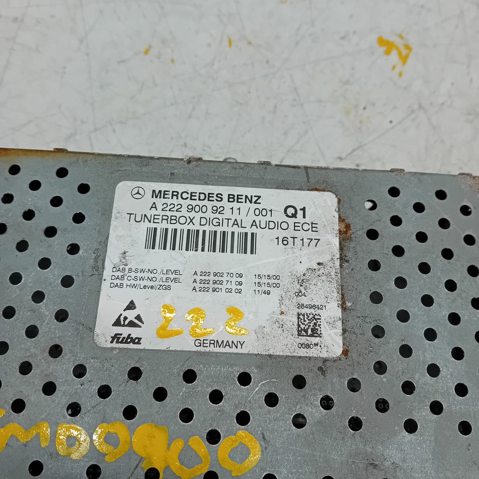 Mercedes GLC E S Class Radio Tuner Box W253 W222 W213 14-21 A2229009211 FM00900